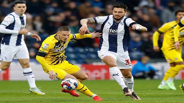 Nhận định West Brom vs Rotherham 2h00 ngày 11/4 (Hạng Nhất Anh 2023/24). Hãy đến SUNWIN cá cược bóng đá để biết thêm thông tin nhé .