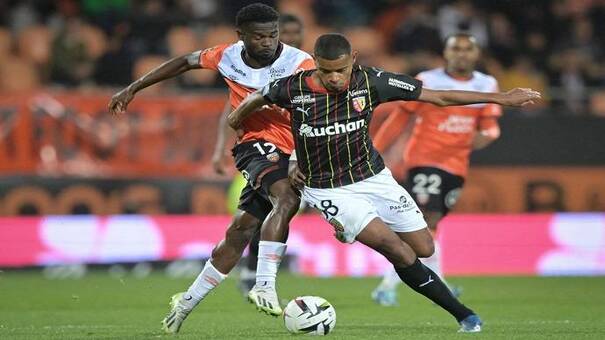 Nhận định bóng đá Lens vs Lorient 2h00 ngày 4/5 (Ligue 1 2023/24). Hãy đến SUNWIN cá cược bóng đá để biết thêm thông tin .